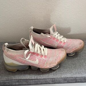 Nike Women's Pink and Cream Sneakers